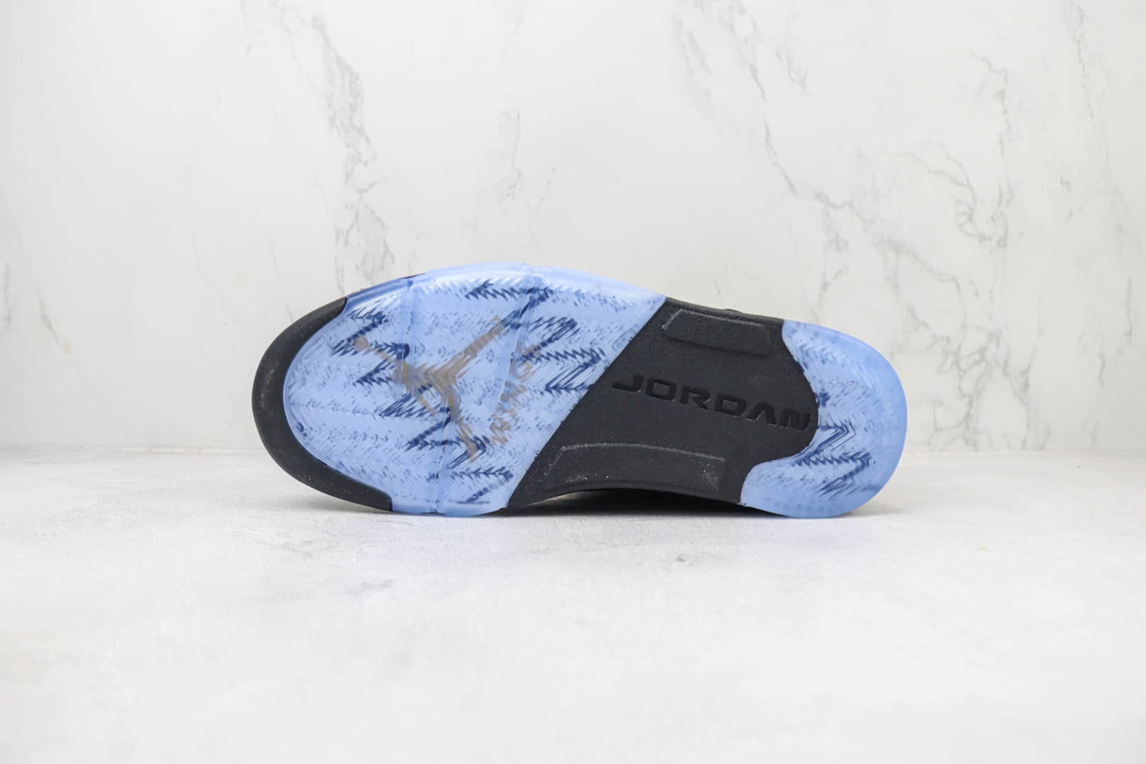 乔丹Air Jordan 5 Low纯原版本低帮AJ5黑金篮球鞋 莆田AJ货源 货号:DJ1094-001