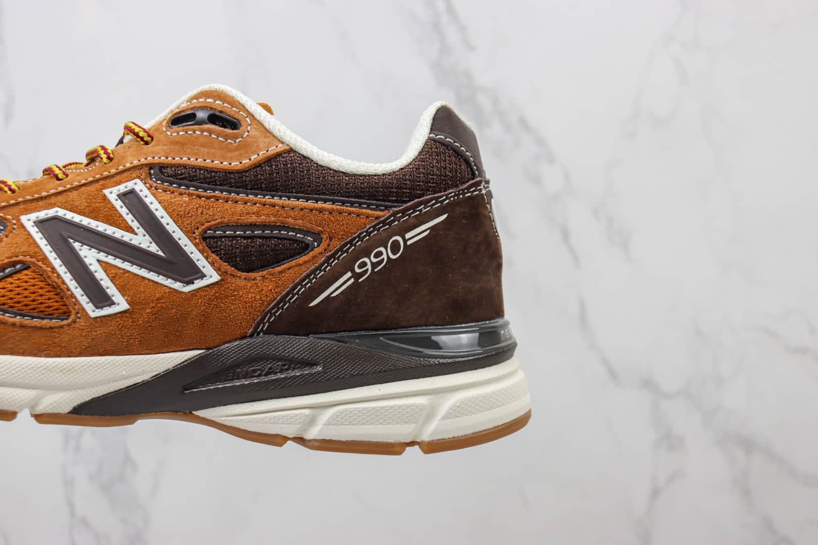新百伦New Balance 990V4纯原版本NB990V4橘棕色复古跑鞋 莆田新百伦货源 货号:M990LL4