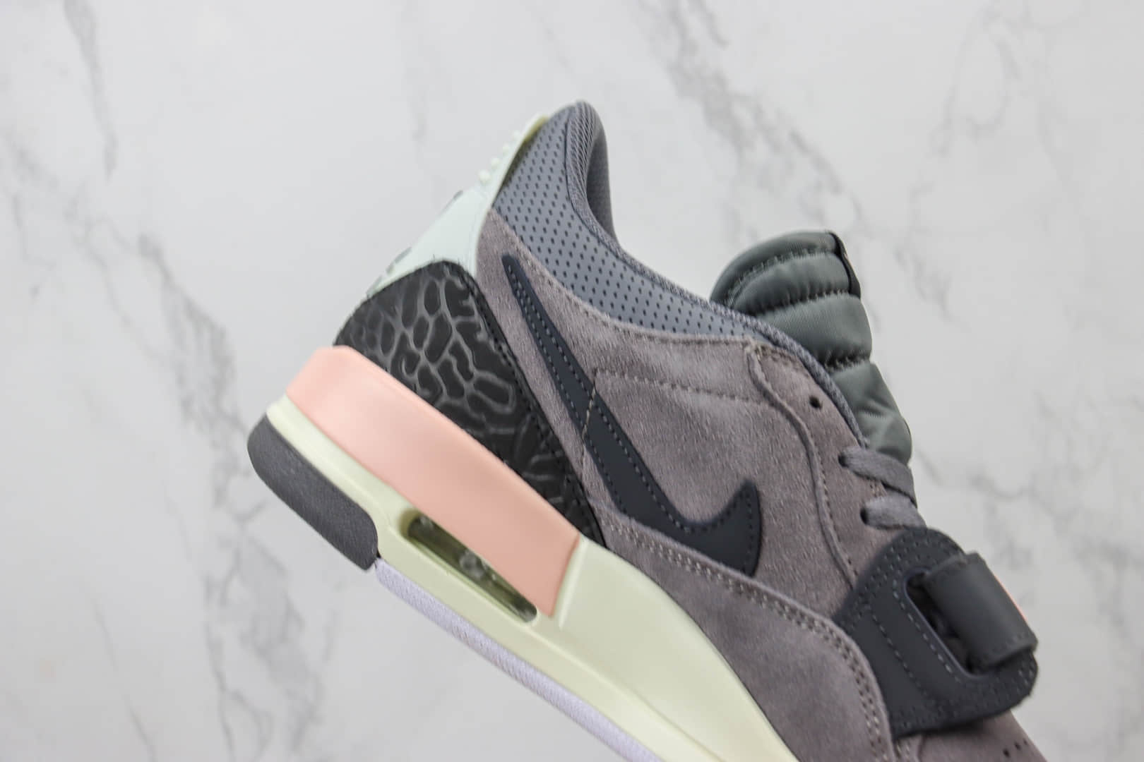 乔丹Air Jordan Legacy 312 Low纯原版本AJ312灰粉爆裂纹三合一篮球鞋 莆田复刻鞋货源 货号：敏感内容7069-002