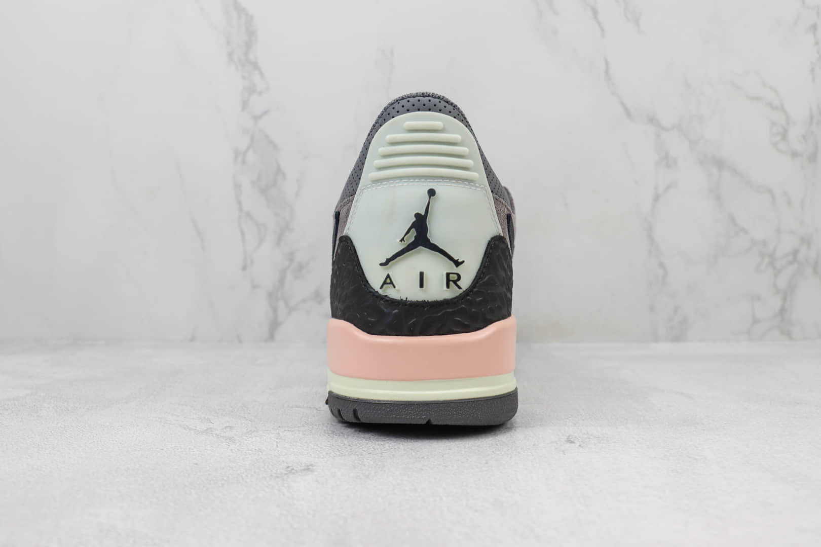 乔丹Air Jordan Legacy 312 Low纯原版本AJ312灰粉爆裂纹三合一篮球鞋 莆田复刻鞋货源 货号：敏感内容7069-002