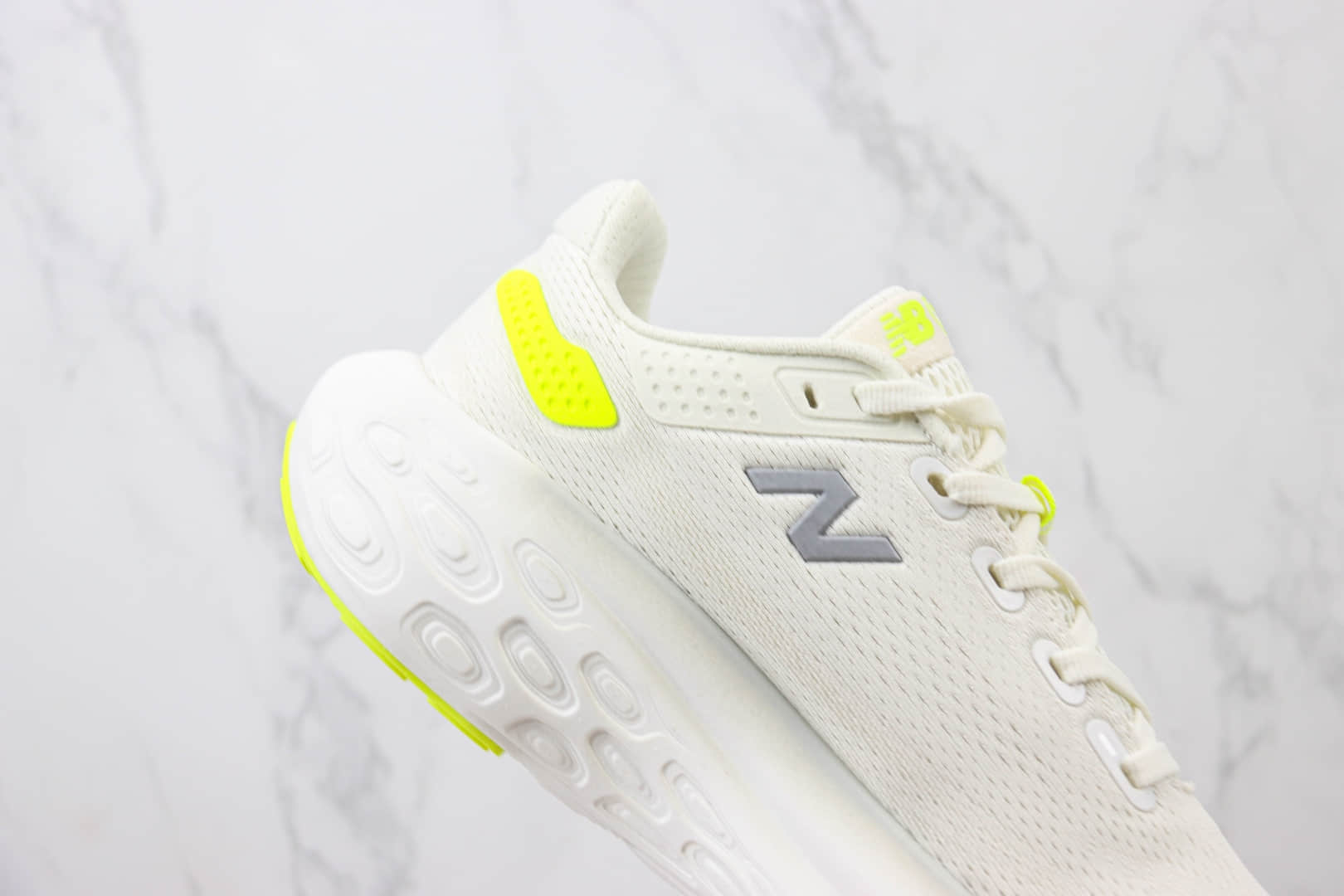新百伦New Balance Fresh Foam 1080纯原版本NB1080米敏感内容透气跑鞋 莆田新百伦货源 货号:M1080F13