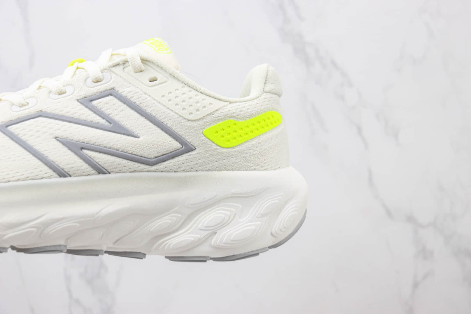 新百伦New Balance Fresh Foam 1080纯原版本NB1080米敏感内容透气跑鞋 莆田新百伦货源 货号:M1080F13