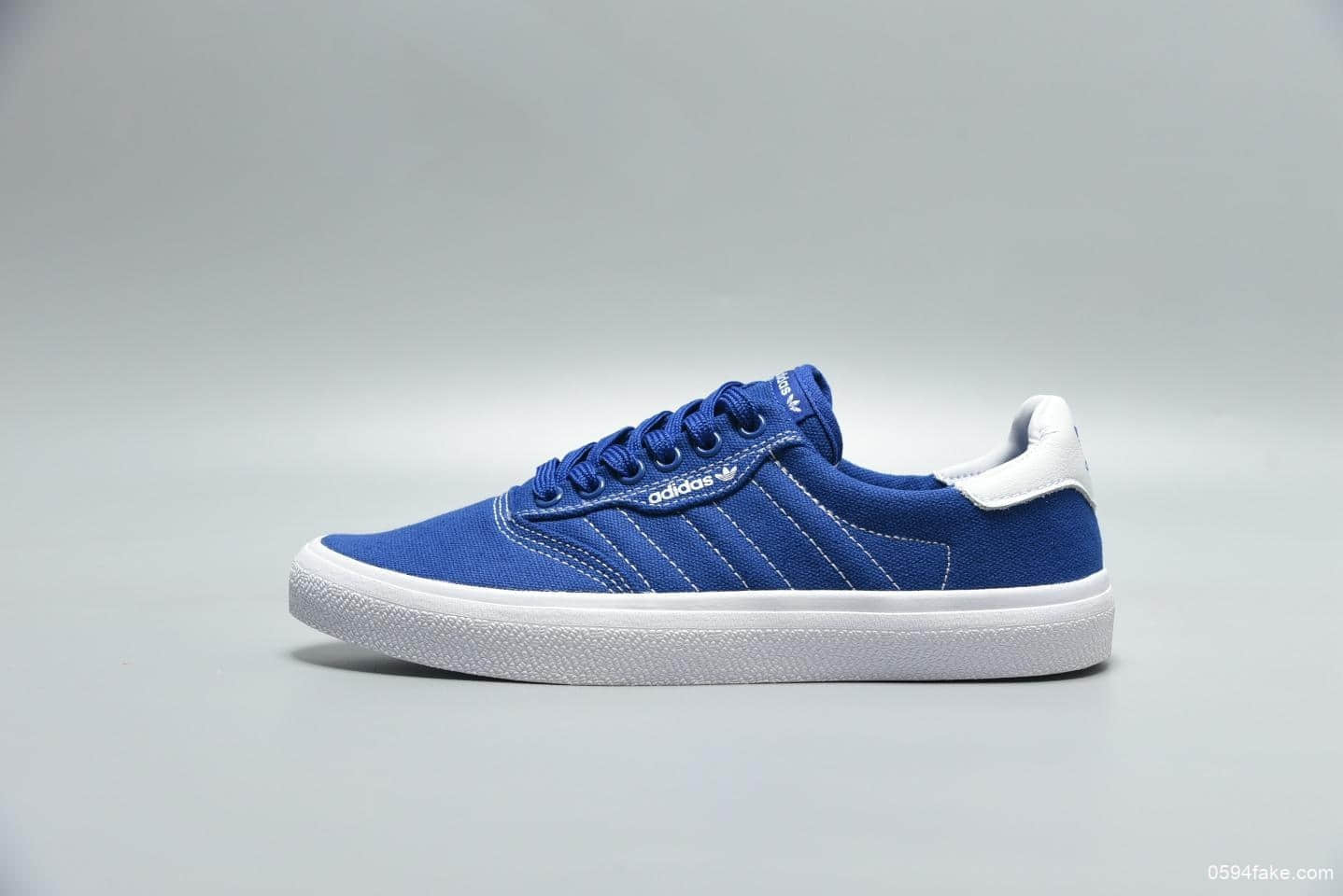 阿迪达斯Adidas 3MC X BE视频内容IS联名款公司级天猫专供Adidas Skateboarding全新3MC校园滑板鞋