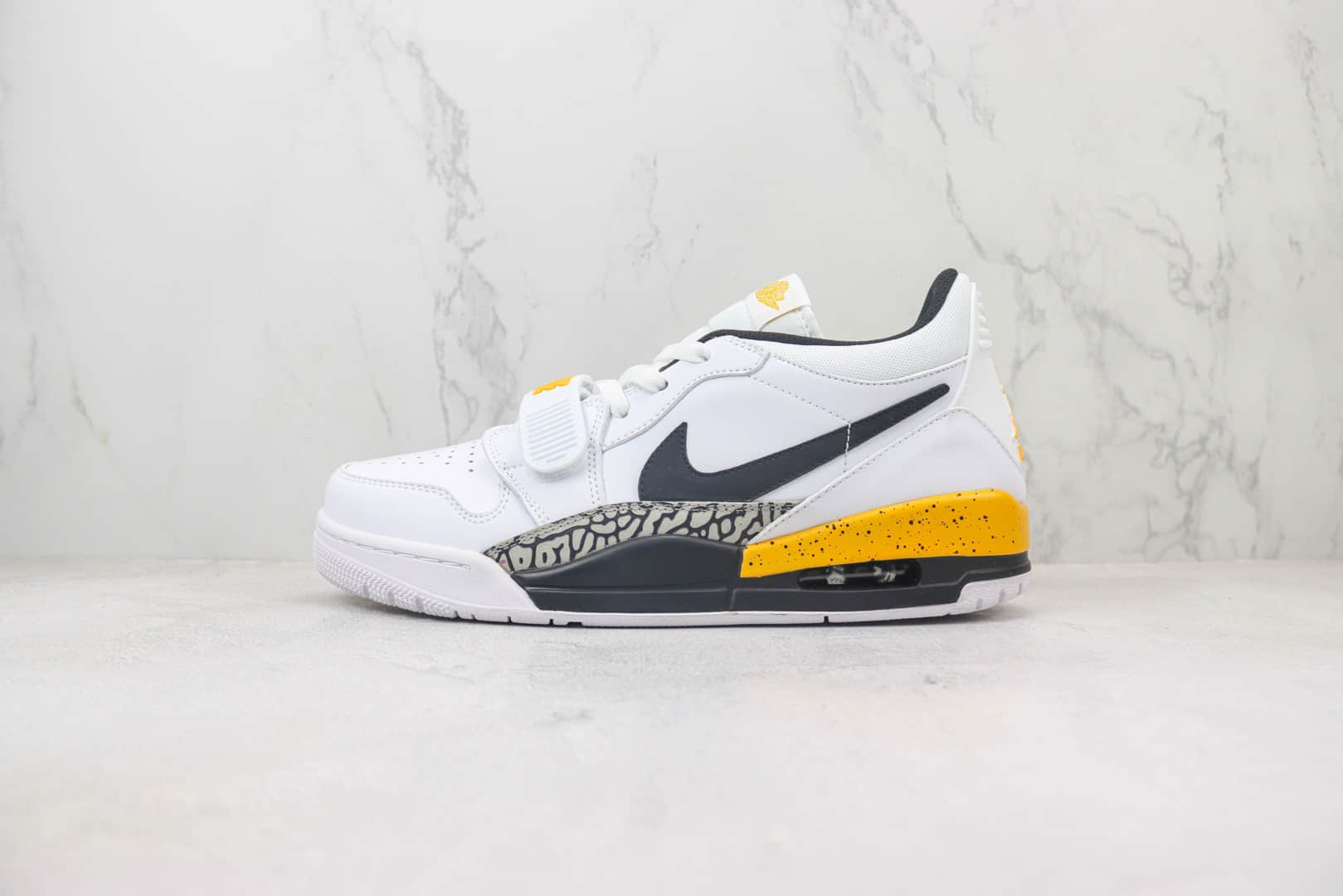 乔丹Air Jordan Legacy 312 Low纯原版本低帮AJ312白黑黄三合一篮球鞋 莆田耐克货源 货号:敏感内容7069-137