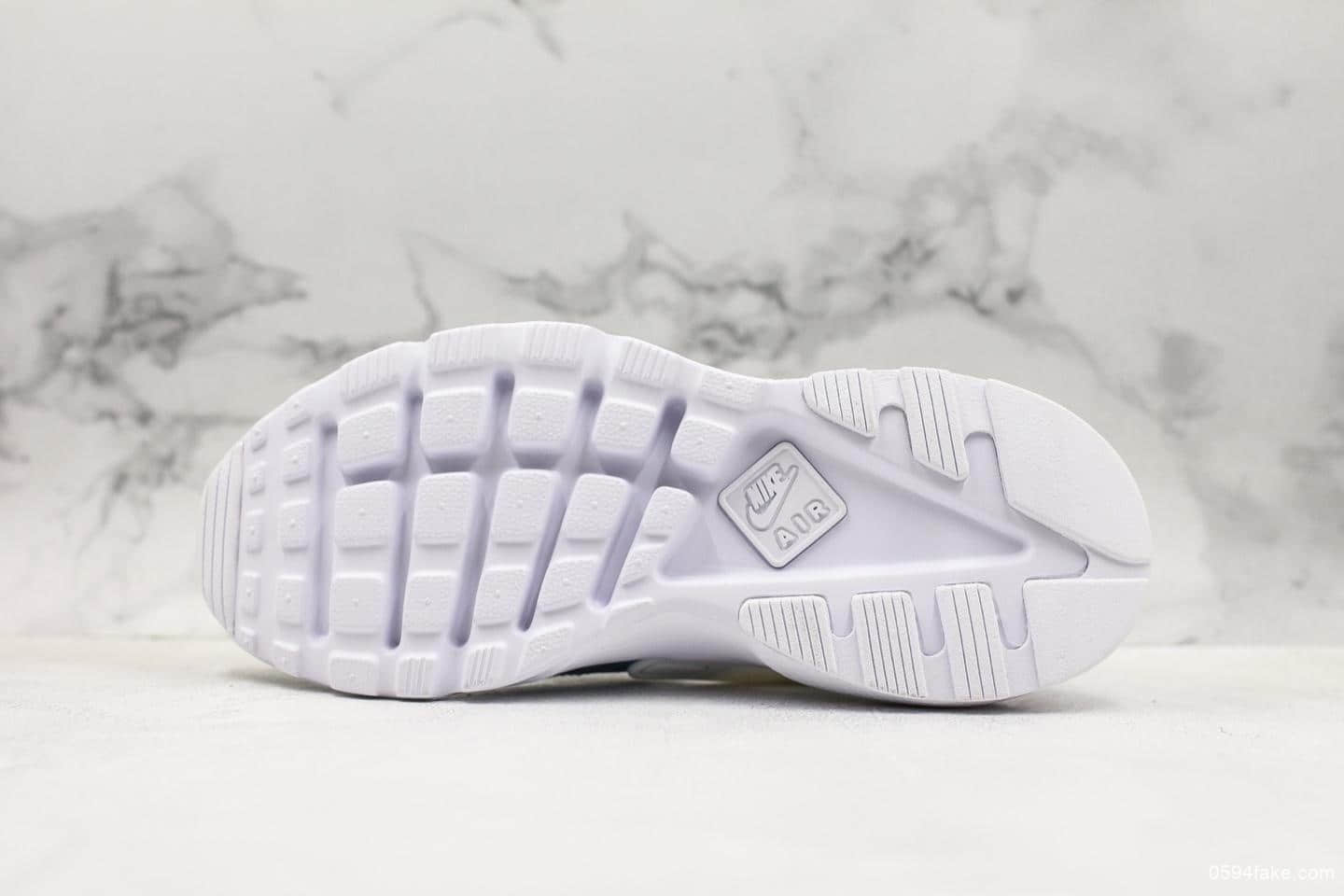 耐克Nike Air Huarache Run Premium公司级华莱士4代网纱透气运动休闲跑鞋鞋面采用进口半透明网纱面料透气和弹性十足 货号:875868-003
