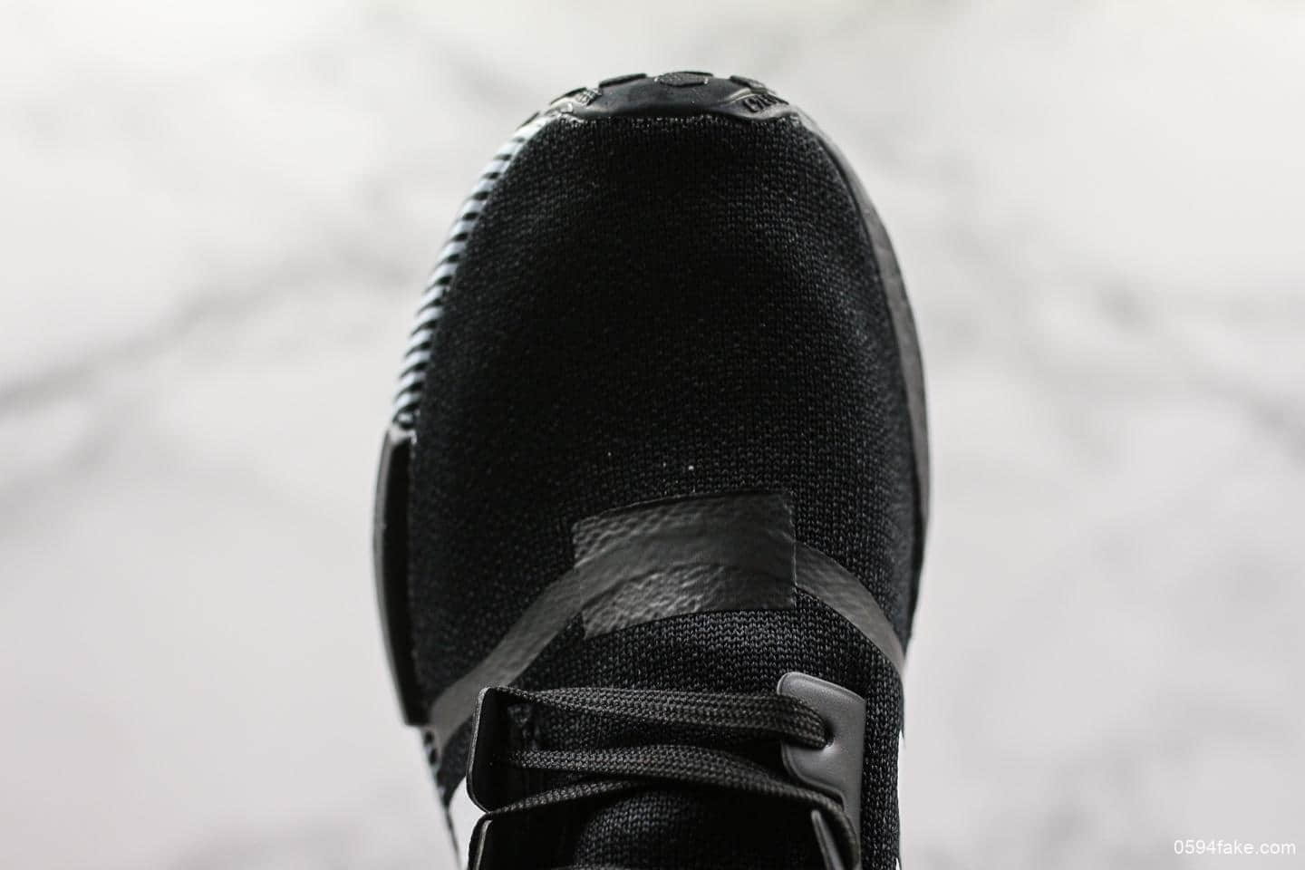 阿迪达斯Adidas NMD R1公司级版本专柜同步休闲运动原厂巴斯夫大底高密度弹性针织鞋面首发新配色 货号:EF1734