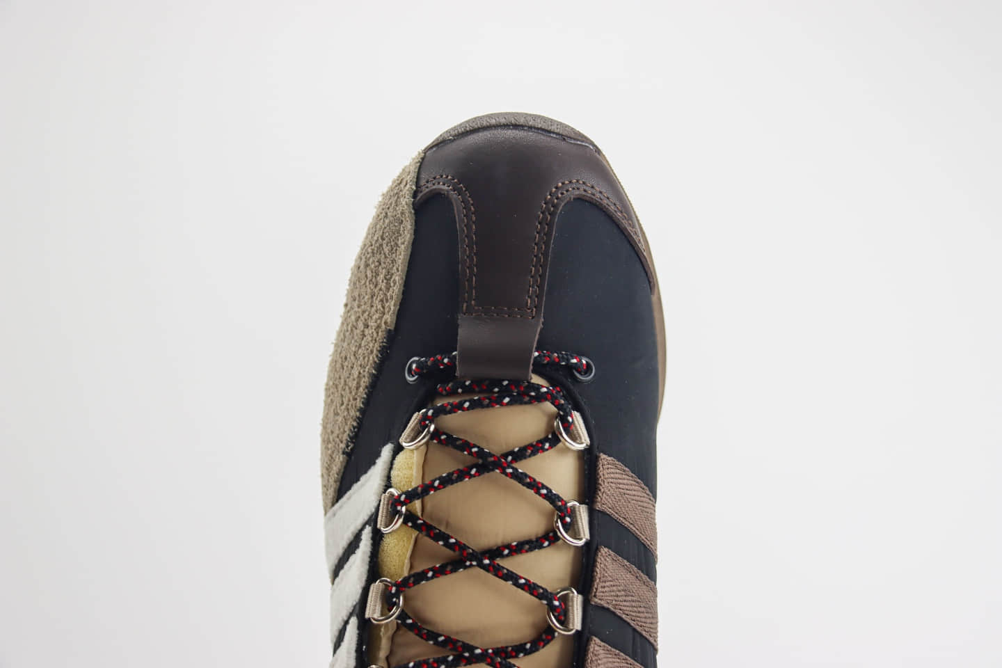 阿迪达斯SONG FOR THE MUTE x adidas originals Shadow turf纯原版本敏感内容TF联名三叶草黑棕色复古板鞋 莆田阿迪达斯货源 货号:ID3546