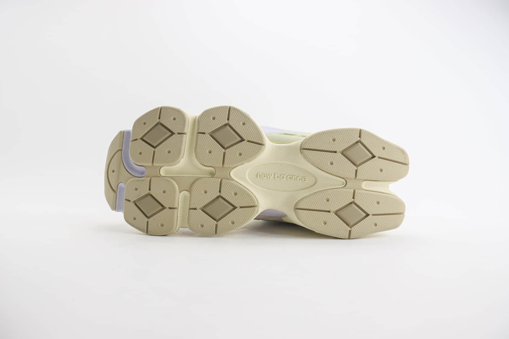 新百伦New Balance 9060纯原版本NB9060浅灰卡其复古慢跑鞋 莆田新百伦货源 货号：U9060JAM