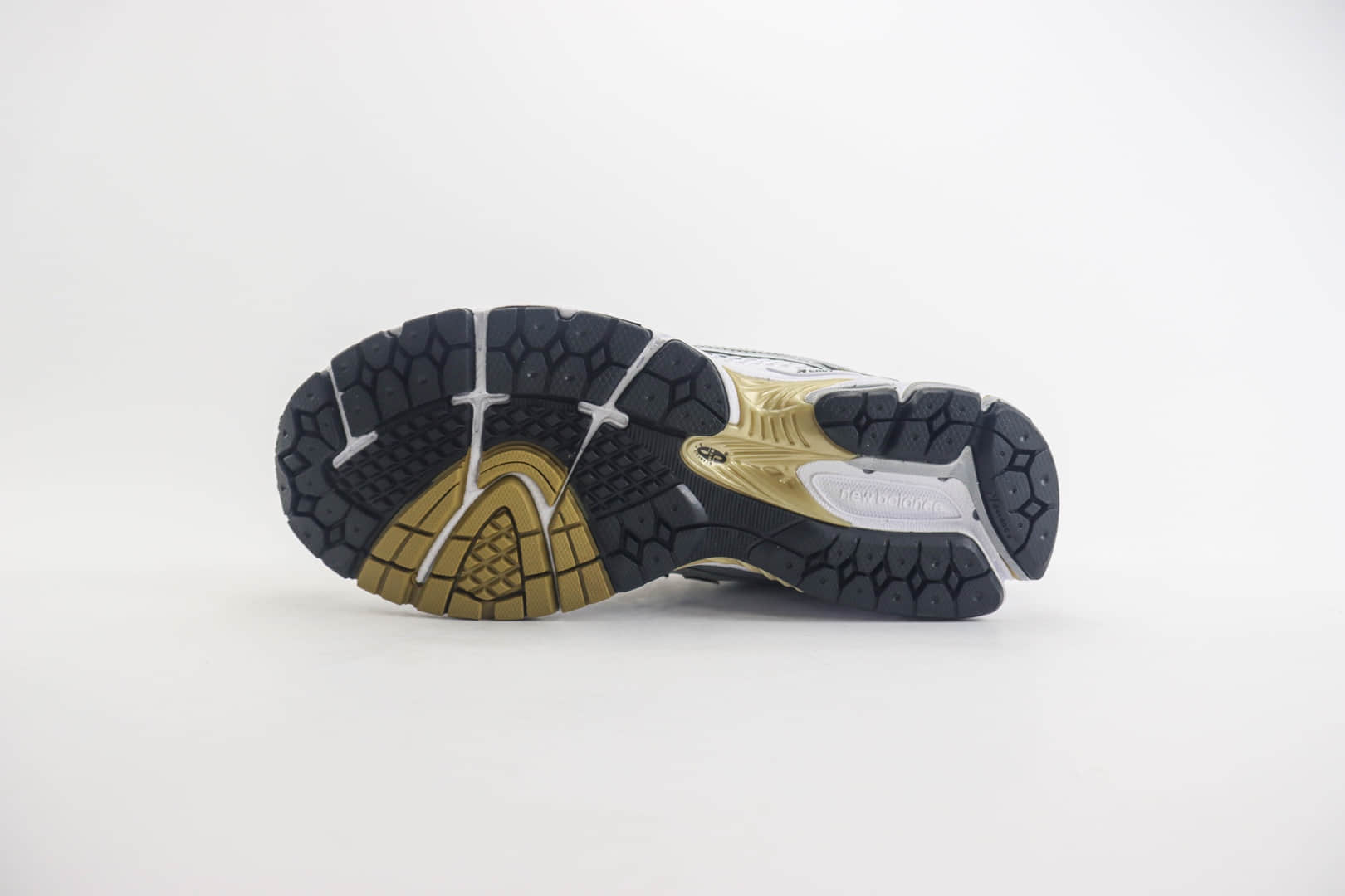 新百伦New Balance 1906纯原版本NB1906黑金复古千禧老爹鞋 莆田新百伦货源 货号:M1906RA