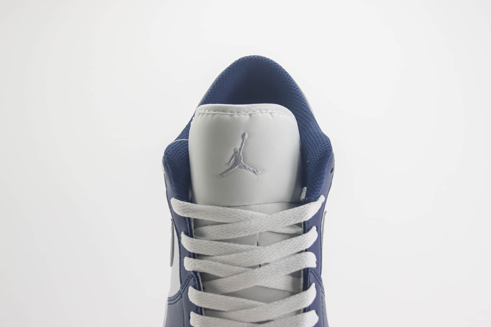乔丹Air Jordan 1 Low纯原版本低帮AJ1白海军蓝板鞋 莆田AJ货源 货号:553558-141
