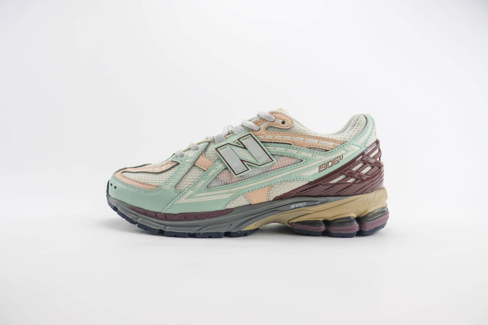 新百伦New Balance 1906纯原版本NB1906米绿色复古跑鞋 莆田新百伦货源 货号:M1906ND