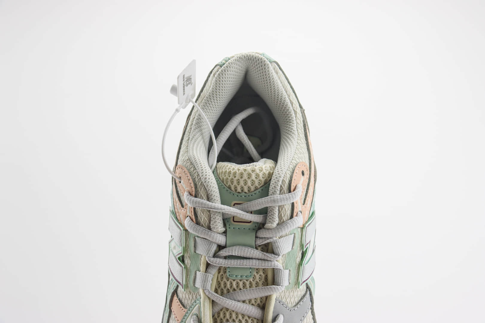 新百伦New Balance 1906纯原版本NB1906米绿色复古跑鞋 莆田新百伦货源 货号:M1906ND