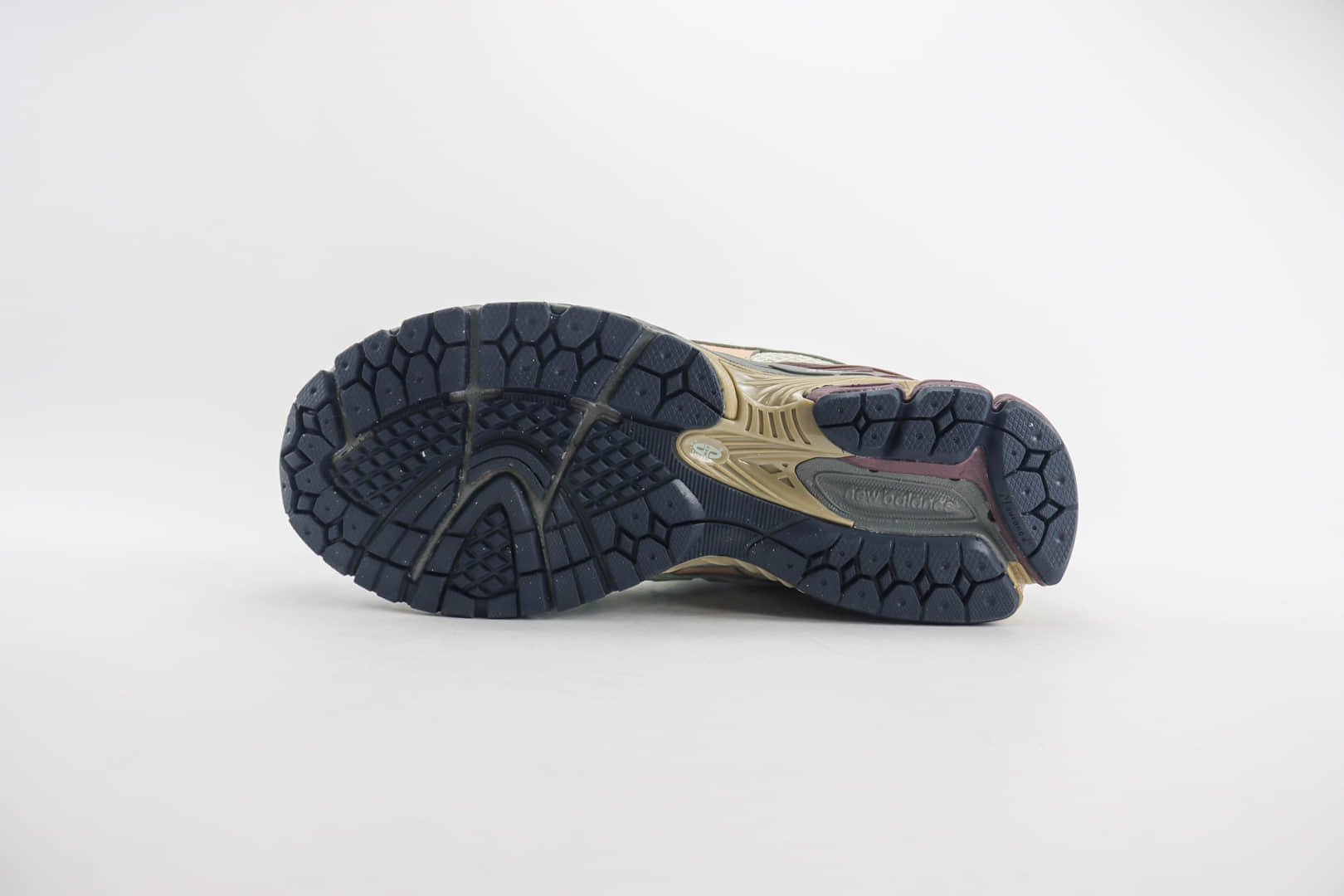 新百伦New Balance 1906纯原版本NB1906米绿色复古跑鞋 莆田新百伦货源 货号:M1906ND