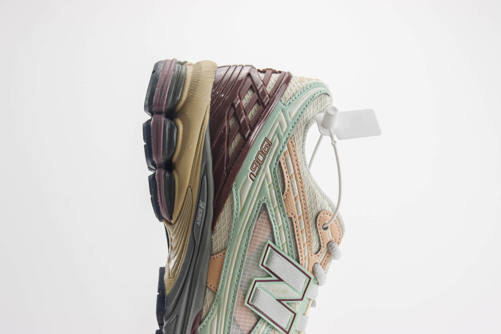 新百伦New Balance 1906纯原版本NB1906米绿色复古跑鞋 莆田新百伦货源 货号:M1906ND