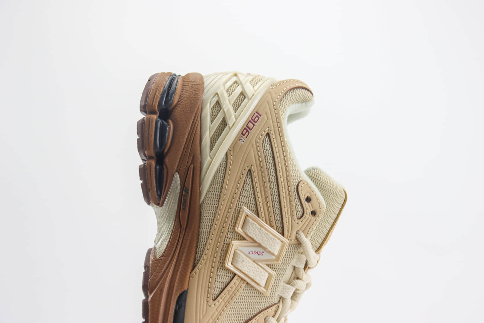 新百伦New Balance 1906纯原版本NB1906卡其色复古跑鞋 莆田新百伦货源 货号:M1906RRE