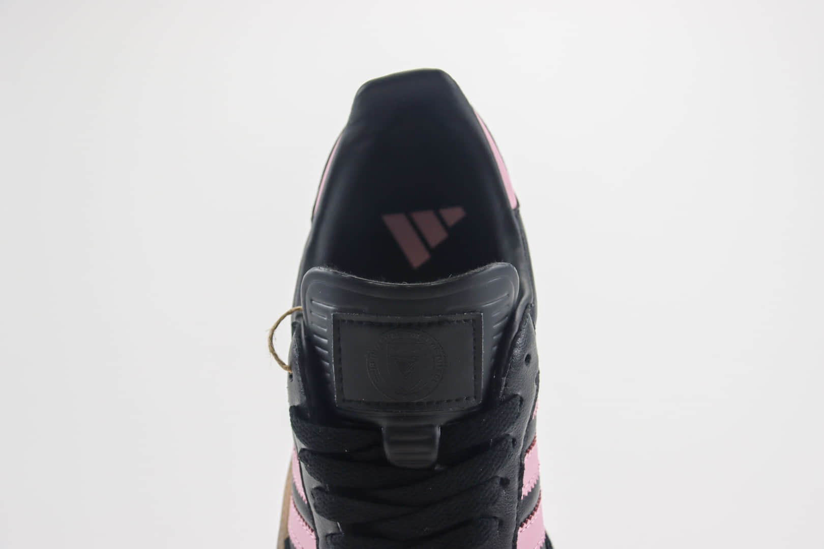 阿迪达斯adidas originals Samba纯原版本三叶草桑巴黑粉色板鞋 莆田阿迪达斯货源 货号:IH8157