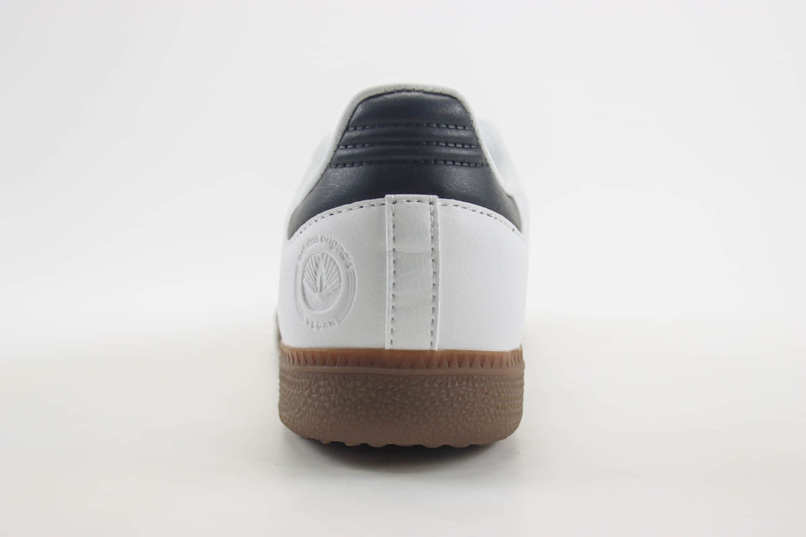阿迪达斯adidas originals Samba OG纯原版本桑巴白灰黑生胶德训鞋 莆田阿迪达斯代理 货号:FW2427