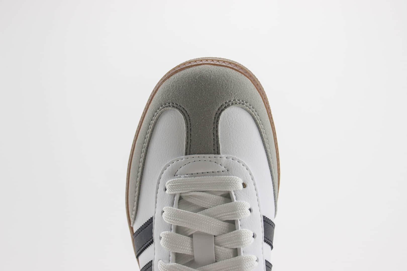 阿迪达斯adidas originals Samba OG纯原版本桑巴白灰黑生胶德训鞋 莆田阿迪达斯代理 货号:FW2427