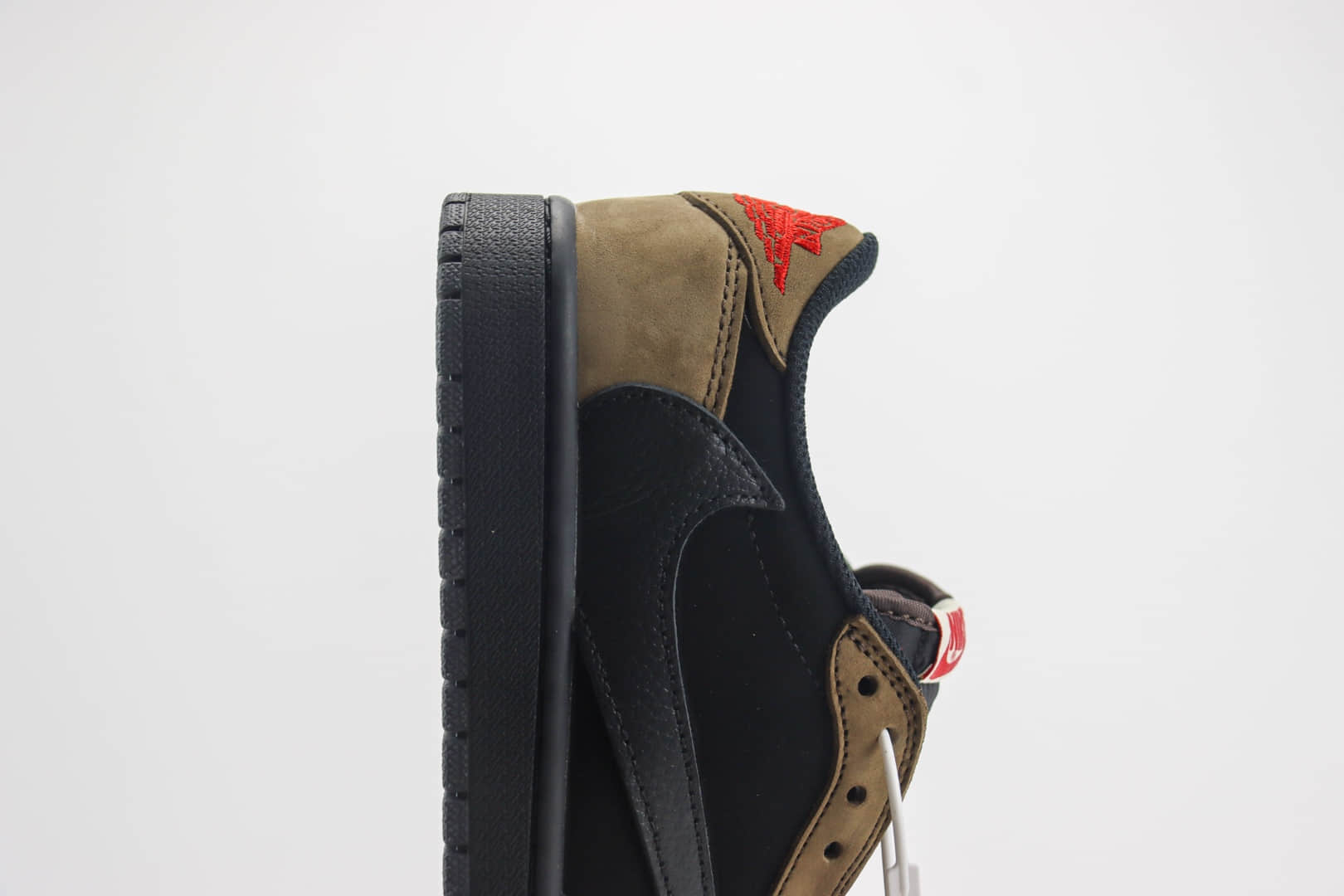乔丹Travis Scott x Air Jordan 1 Low纯原版本低帮AJ1联名敏感内容黑棕倒钩板鞋 莆田AJ货源 货号:DM7866-202