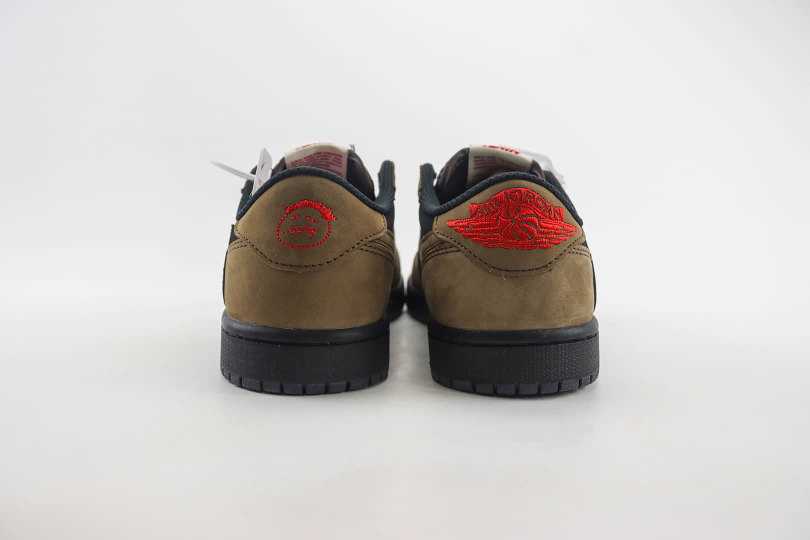 乔丹Travis Scott x Air Jordan 1 Low纯原版本低帮AJ1联名敏感内容黑棕倒钩板鞋 莆田AJ货源 货号:DM7866-202