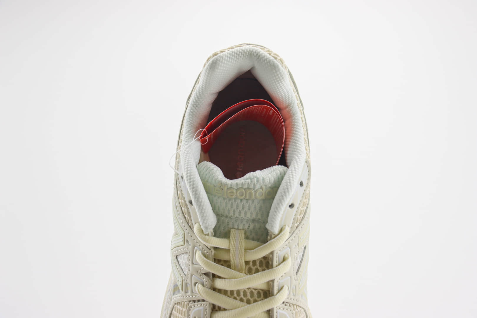 新百伦New Balance 860V2纯原版本淡敏感内容NB860V2复古透气慢跑鞋 莆田新百伦货源 货号：ML860AH2