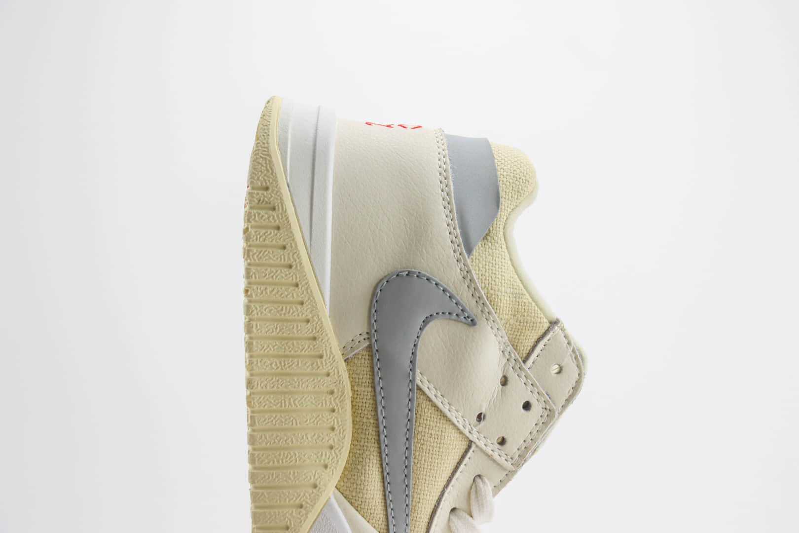 乔丹Travis Scott x Jordan Jumpman Cut The Check纯原版本敏感内容联名奶白灰倒钩复古篮球鞋 莆田AJ货源 货号：FZ8117-003