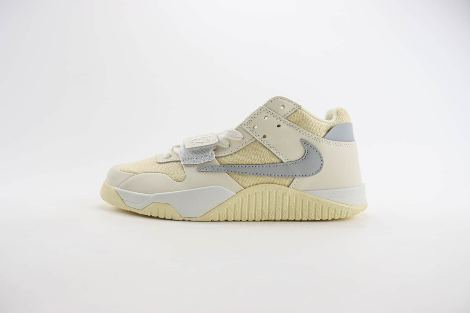 乔丹Travis Scott x Jordan Jumpman Cut The Check纯原版本敏感内容联名奶白灰倒钩复古篮球鞋 莆田AJ货源 (ID:104776) - 图片1