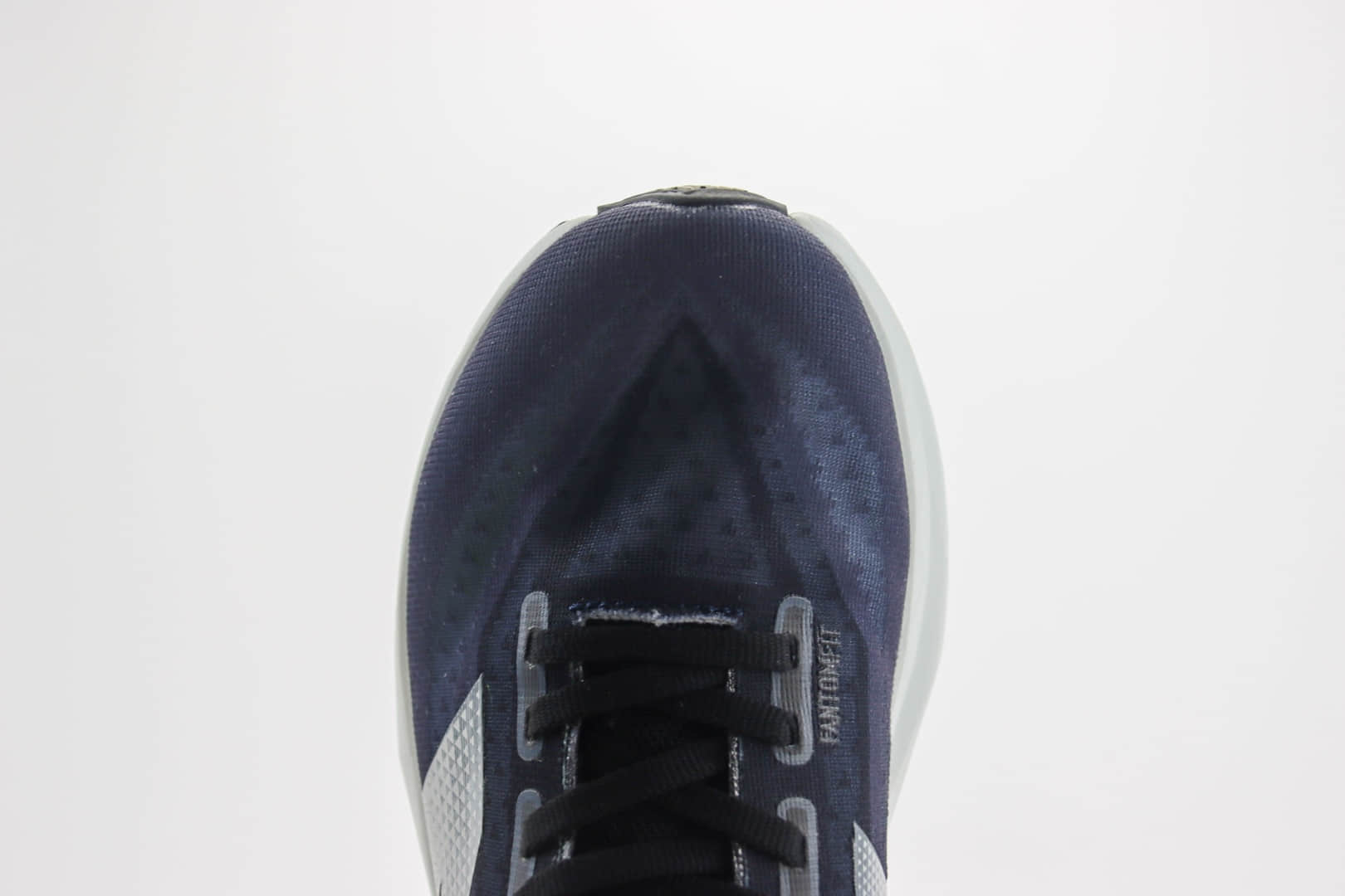 新百伦New Balance FuelCell Rebel V4纯原版本藏青色NB轻跑鞋 莆田新百伦货源 货号：MFCXLK4