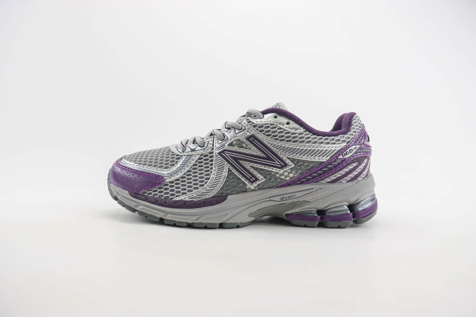 新百伦New Balance 860 V2纯原版本灰紫色NB860 V2复古老爹鞋 莆田新百伦货源 (ID:105132) - 图片1