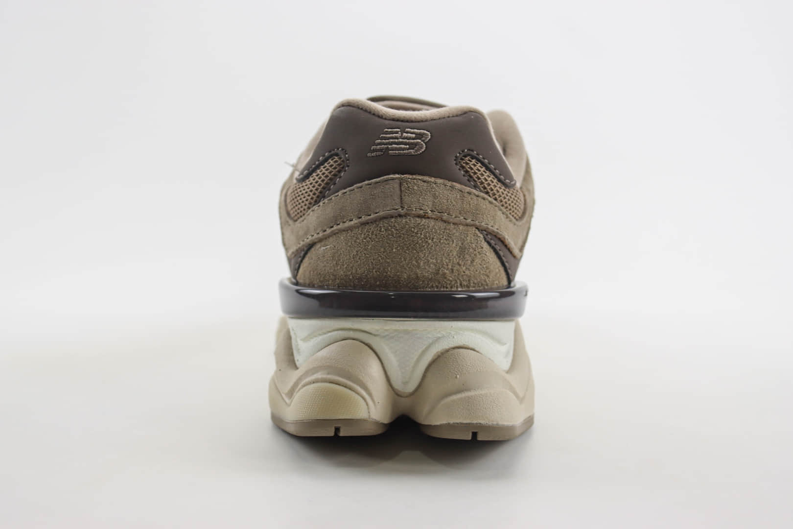 新百伦New Balance 9060纯原版本棕色NB9060复古老爹鞋 莆田新百伦工厂 货号：U9060JMR