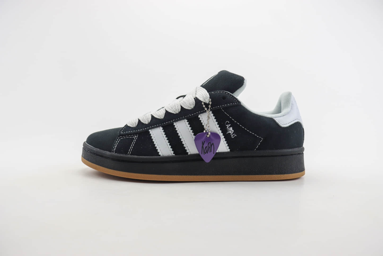 阿迪达斯Korn x adidas originals Campus 00S纯原版本三叶草联名Korn黑白面包鞋 莆田阿迪达斯货源 货号:IG0792