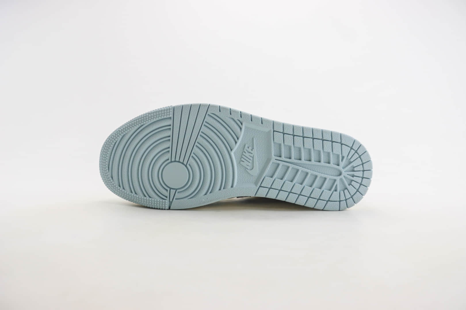 乔丹Air Jordan 1 Retro Low x Armani低帮AJ1白蓝色板鞋 莆田AJ系列代理 货号:WG8850-012