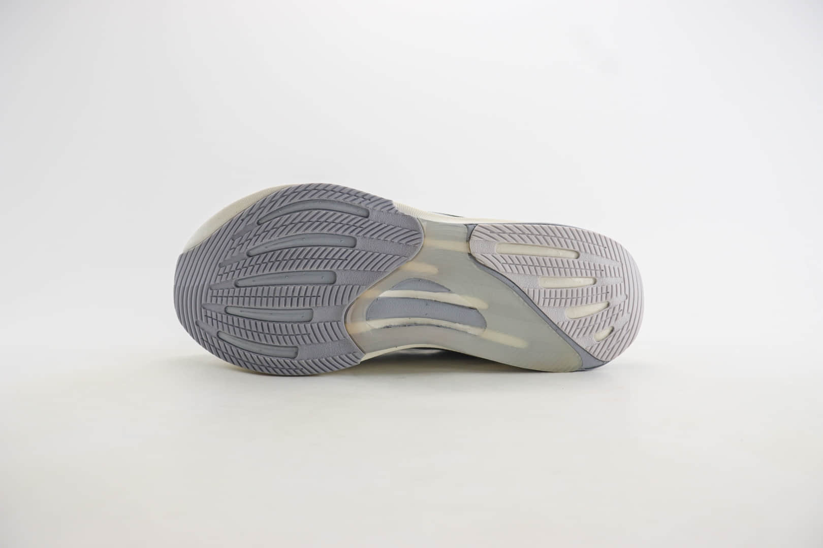 阿迪达斯Adidas Supernova Rise纯原版本黑白灰色慢跑鞋 莆田阿迪达斯货源 货号:IG5837 阿迪达斯Adidas Supernova Rise纯原版本黑白灰色慢跑鞋 莆田阿迪达斯货源 货号:IG5837