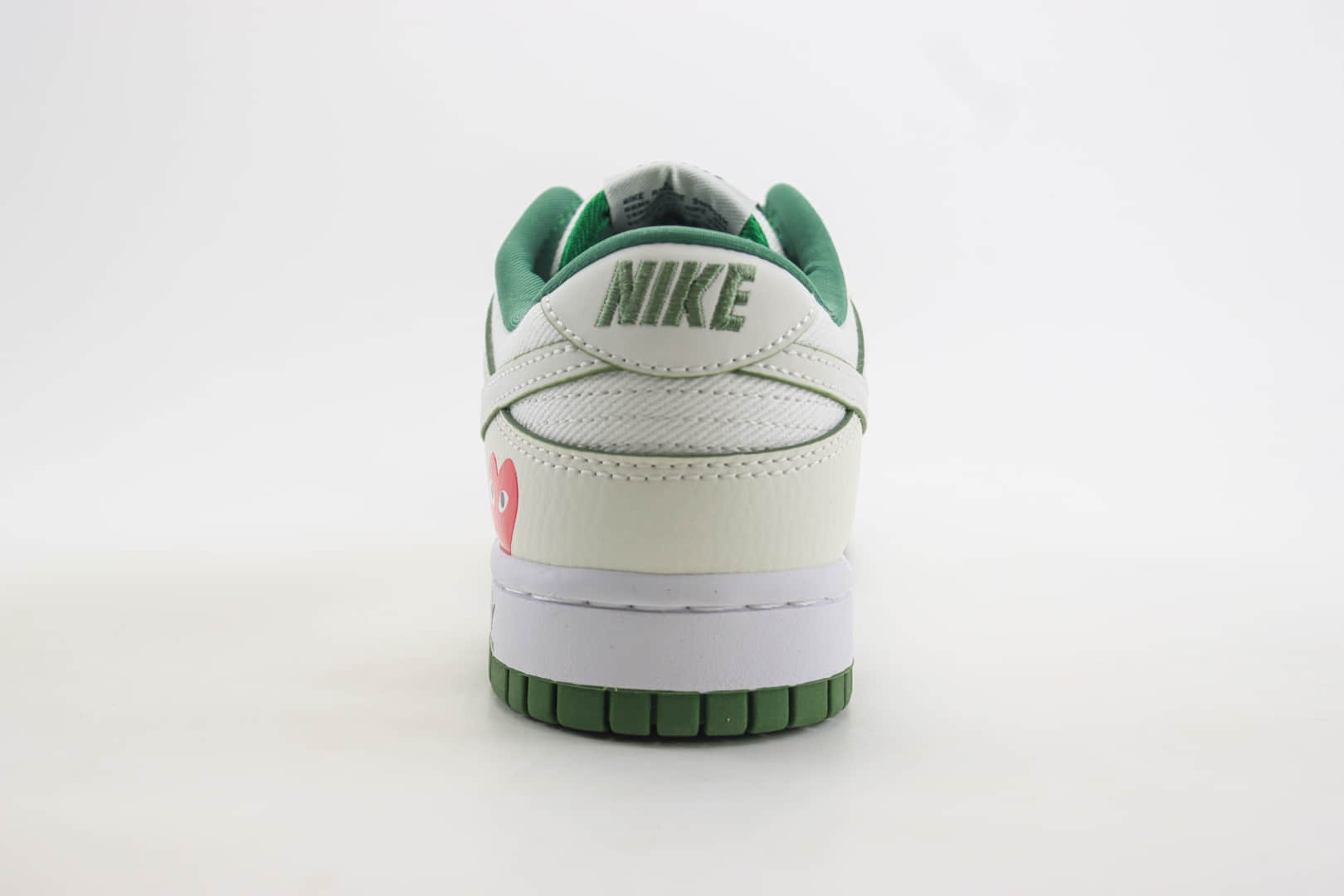 耐克Nike SB Dunk Low纯原版本低帮DUNK川久保玲联名款板鞋 莆田DUNK工厂 货号:KK1888-010 耐克Nike SB Dunk Low纯原版本低帮DUNK川久保玲联名款板鞋 莆田DUNK工厂 货号:KK1888-010