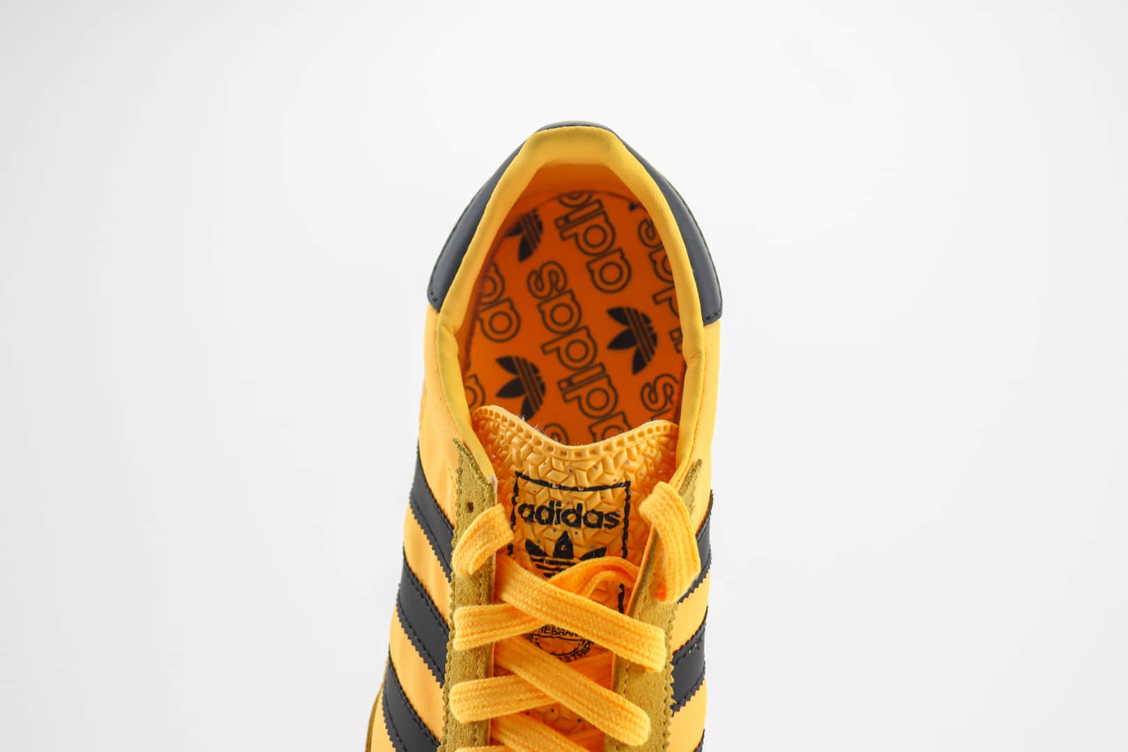 阿迪达斯Adidas Originals SL 72 RS（Reshaped）纯原版本白敏感内容复古慢跑鞋 莆田阿迪达斯货源 货号：IH7912