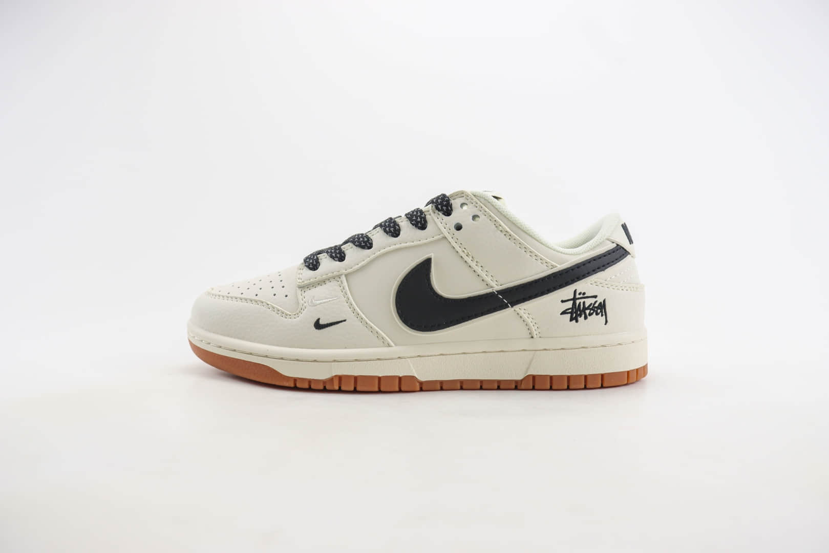 耐克Nike SB Dunk Low x Stussy纯原版本斯图西联名款低帮DUNK双小勾板鞋 莆田DUNK工厂 (ID:106340) - 图片1