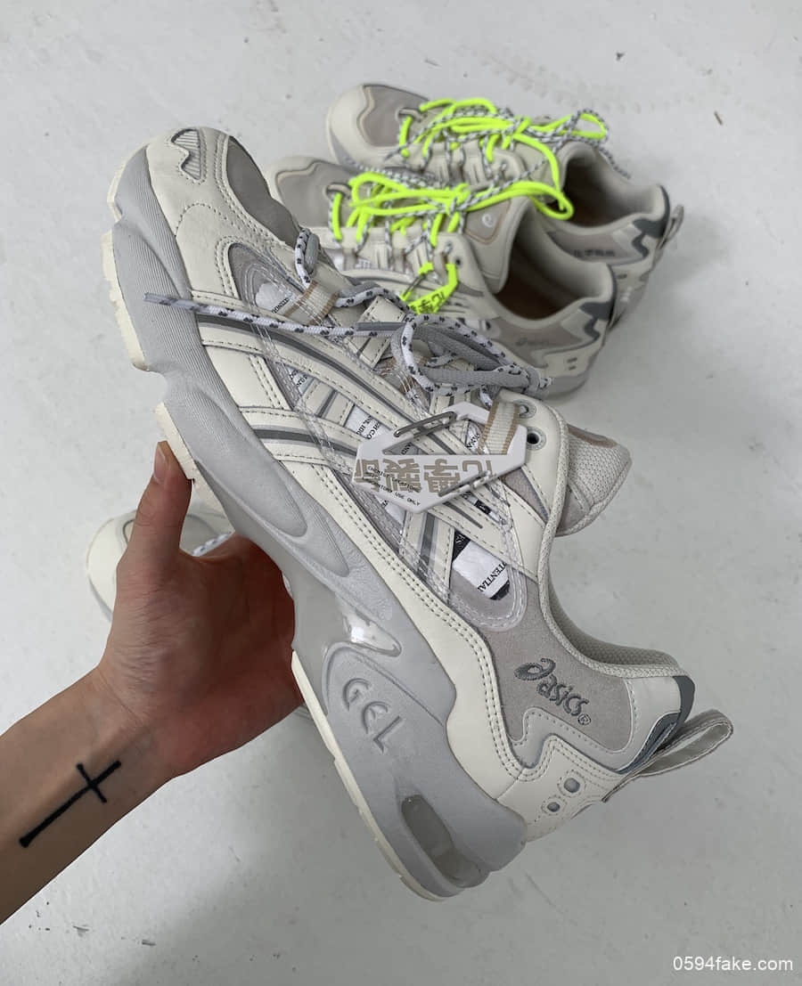 Chemist Creation携手ASICS推出两款全新配色的Gel Kayano 5!单方面宣布米白色我爱了!