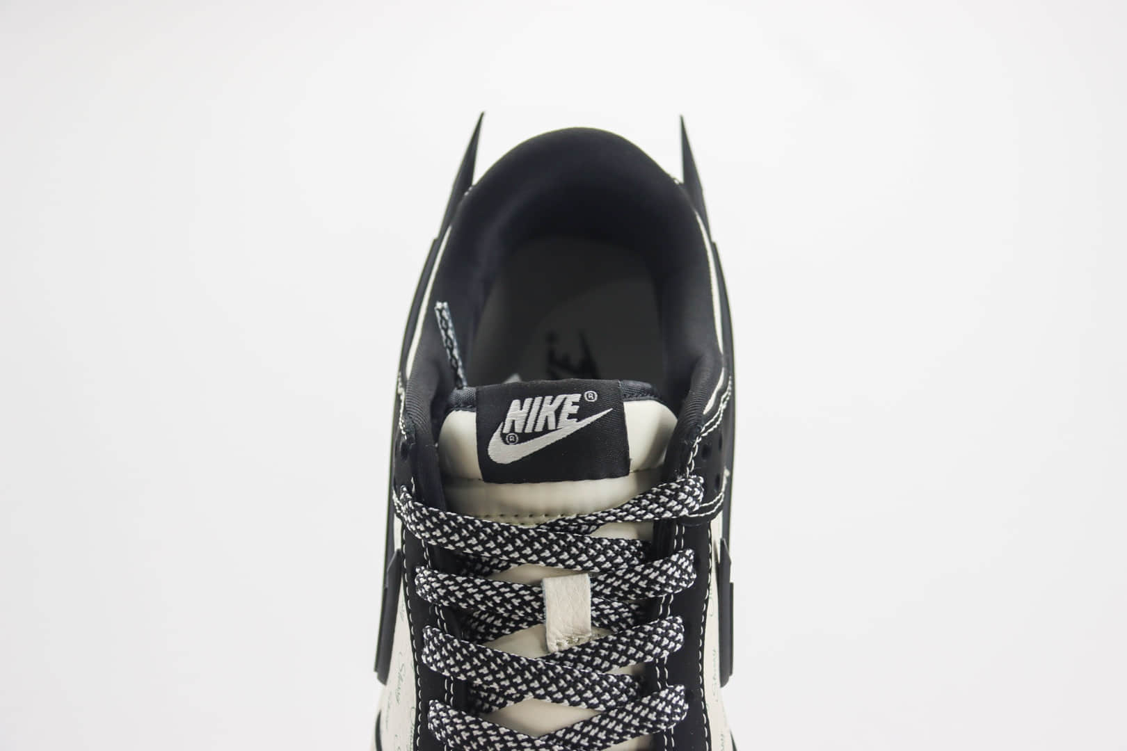 耐克Nike SB Dunk Low x Stussy纯原版本低帮SB DUNK斯图西联名款板鞋 莆田DUNK货源 货号：XX2025-358