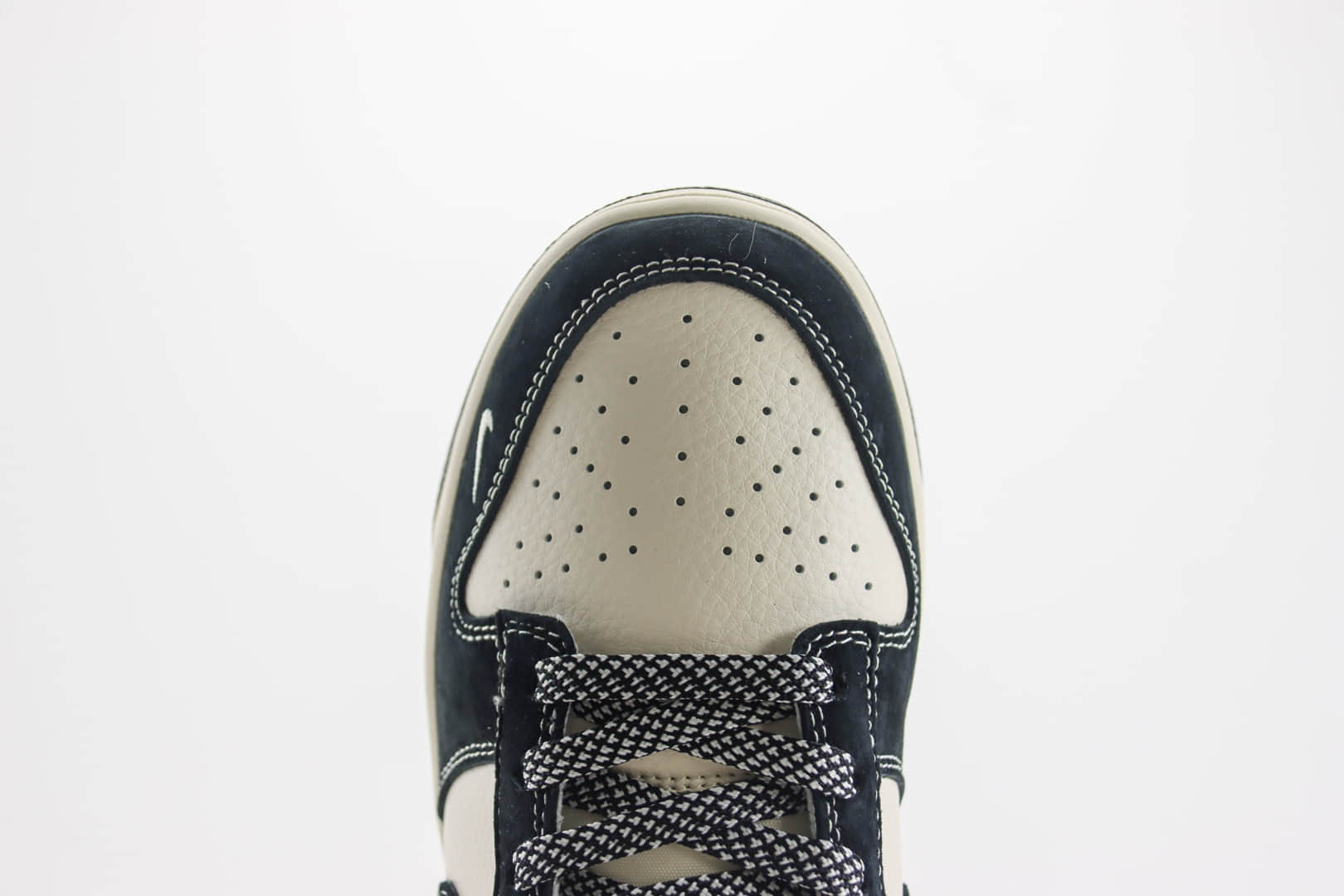 耐克Stussy x Nike SB Dunk Low纯原版本斯图西联名SB Dunk米黑色低帮滑板板鞋 莆田耐克工厂 货号:BB9898-008