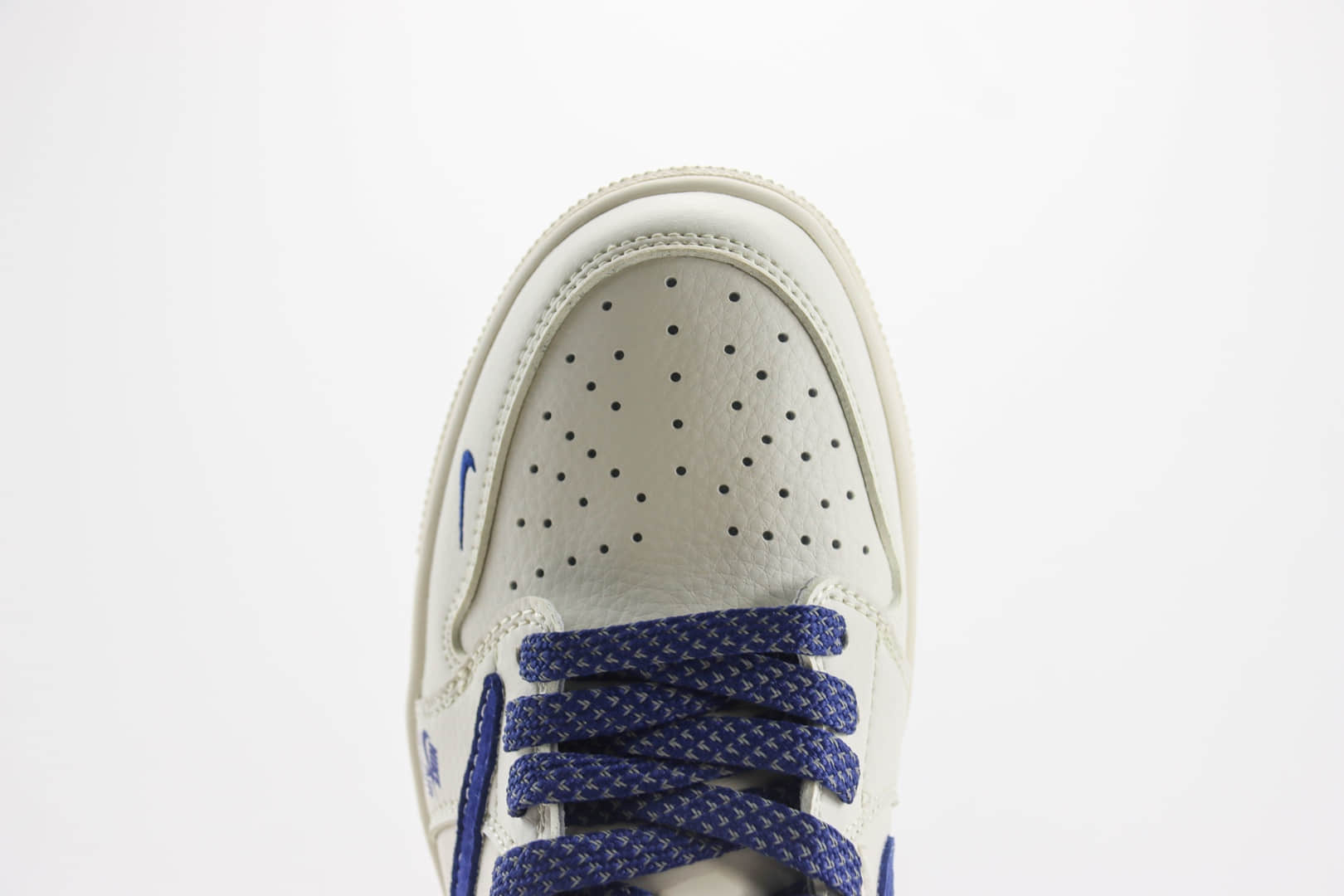 乔丹Stussy x Supreme x Air Jordan 1 Low纯原版本斯图西联名AJ1白蓝翻毛勾板鞋 莆田AJ货源 货号:SJ2068-127