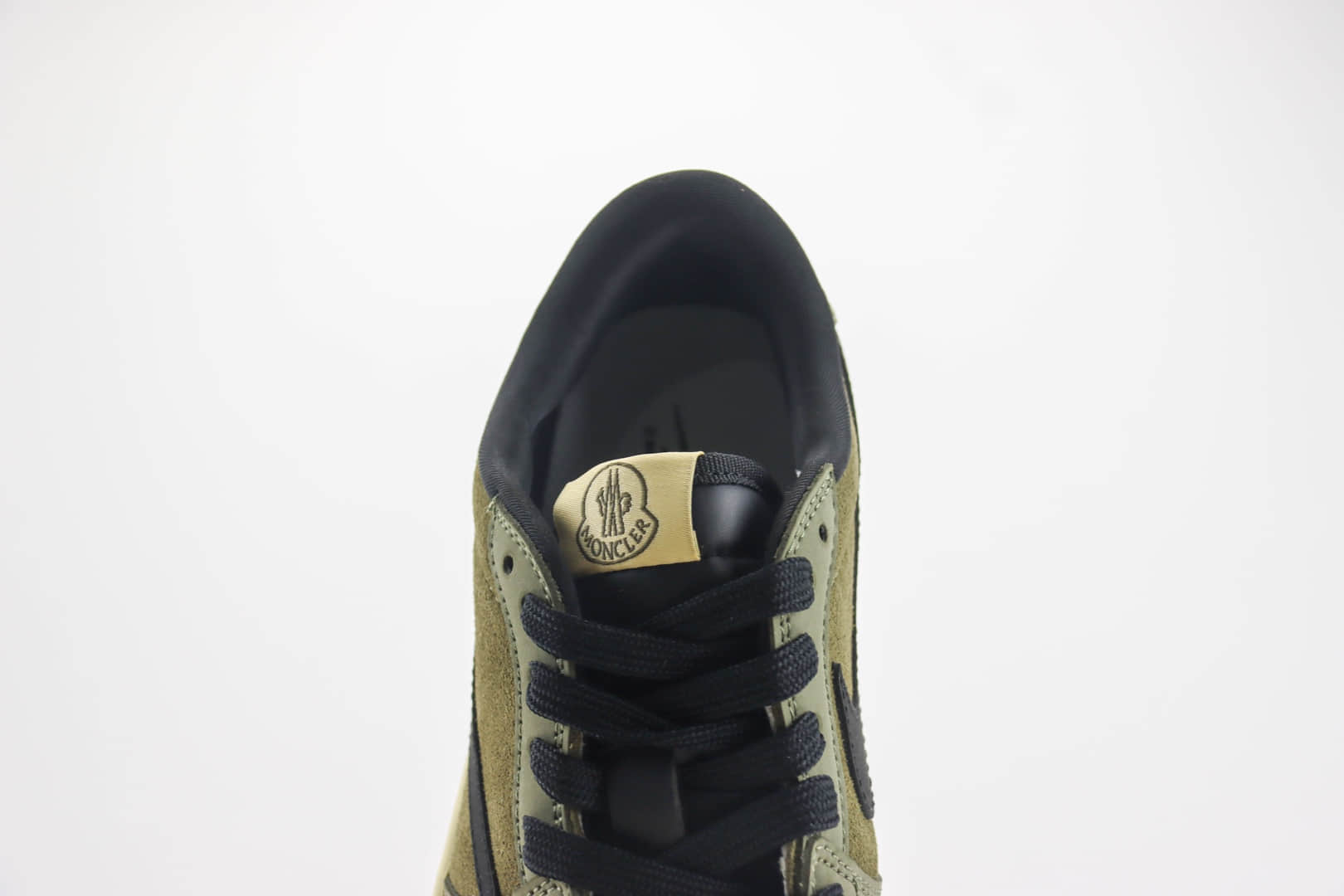 乔丹Moncler x Air Jordan 1 Low纯原版本蒙口联名AJ1军绿黑勾低帮板鞋 莆田天花板AJ1 货号:CH6336-007