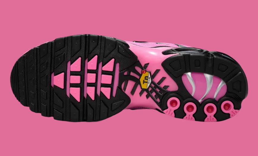 女子运动鞋吸睛敏感内容粉 Air Max Plus新配色曝光! 耐克货号:HJ9743-601