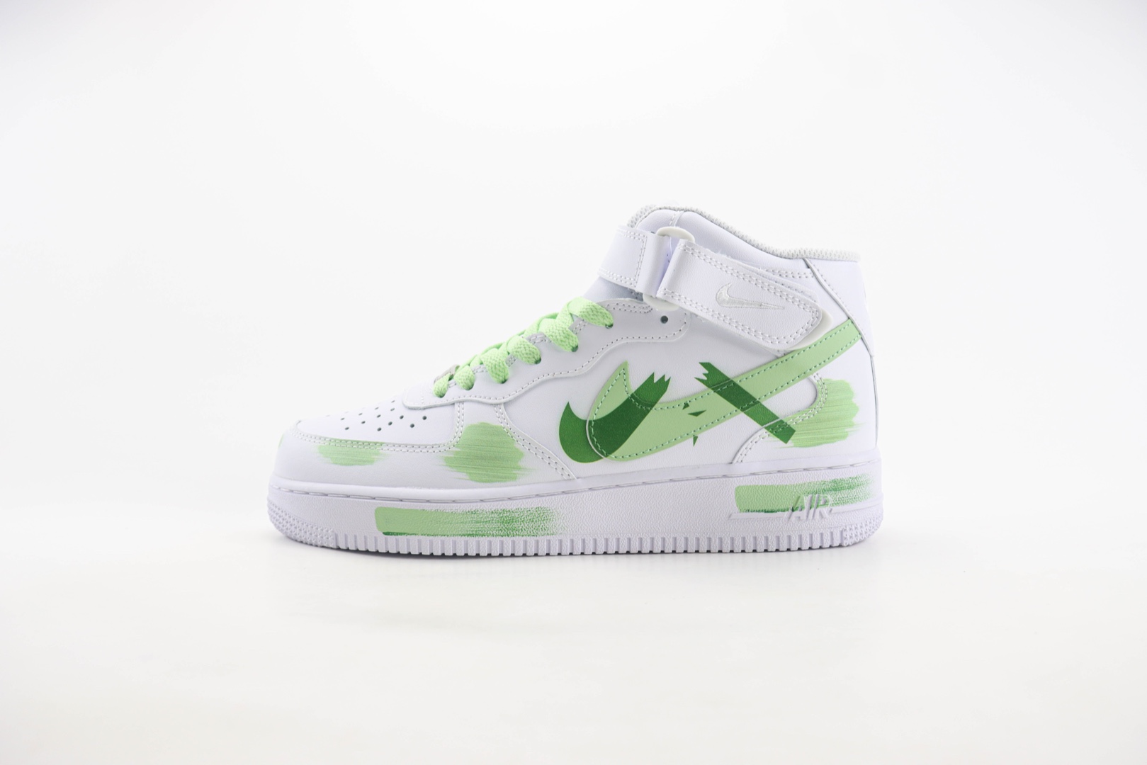 耐克Nike Air Force 1 Mid纯原版本空军一号中帮AF1白绿涂鸦断勾板鞋 莆田耐克货源 (ID:107216) - 图片1