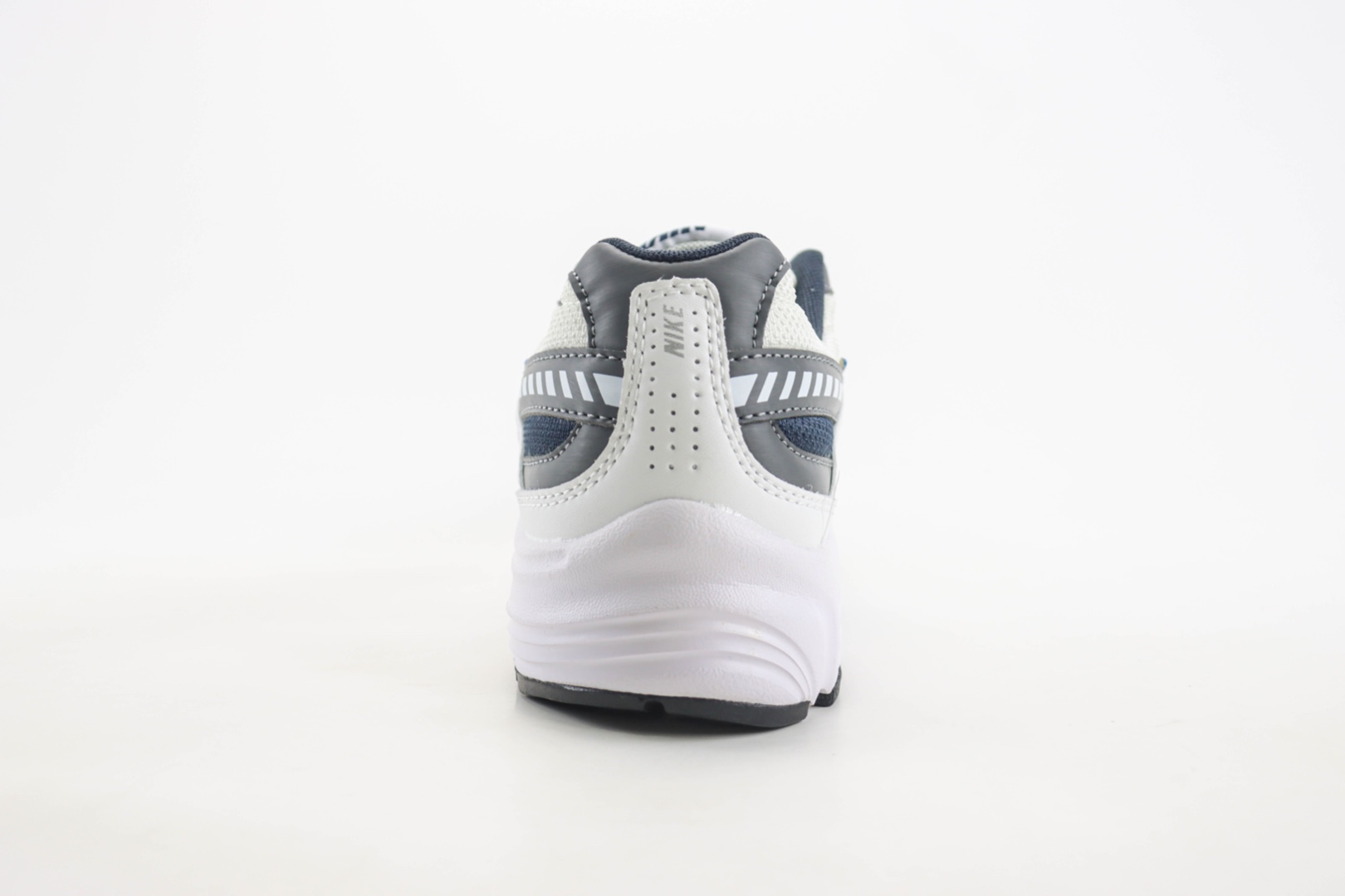 耐克Nike Initiator Running纯原版本白灰色复古老爹鞋 莆田耐克货源 货号:394055-101