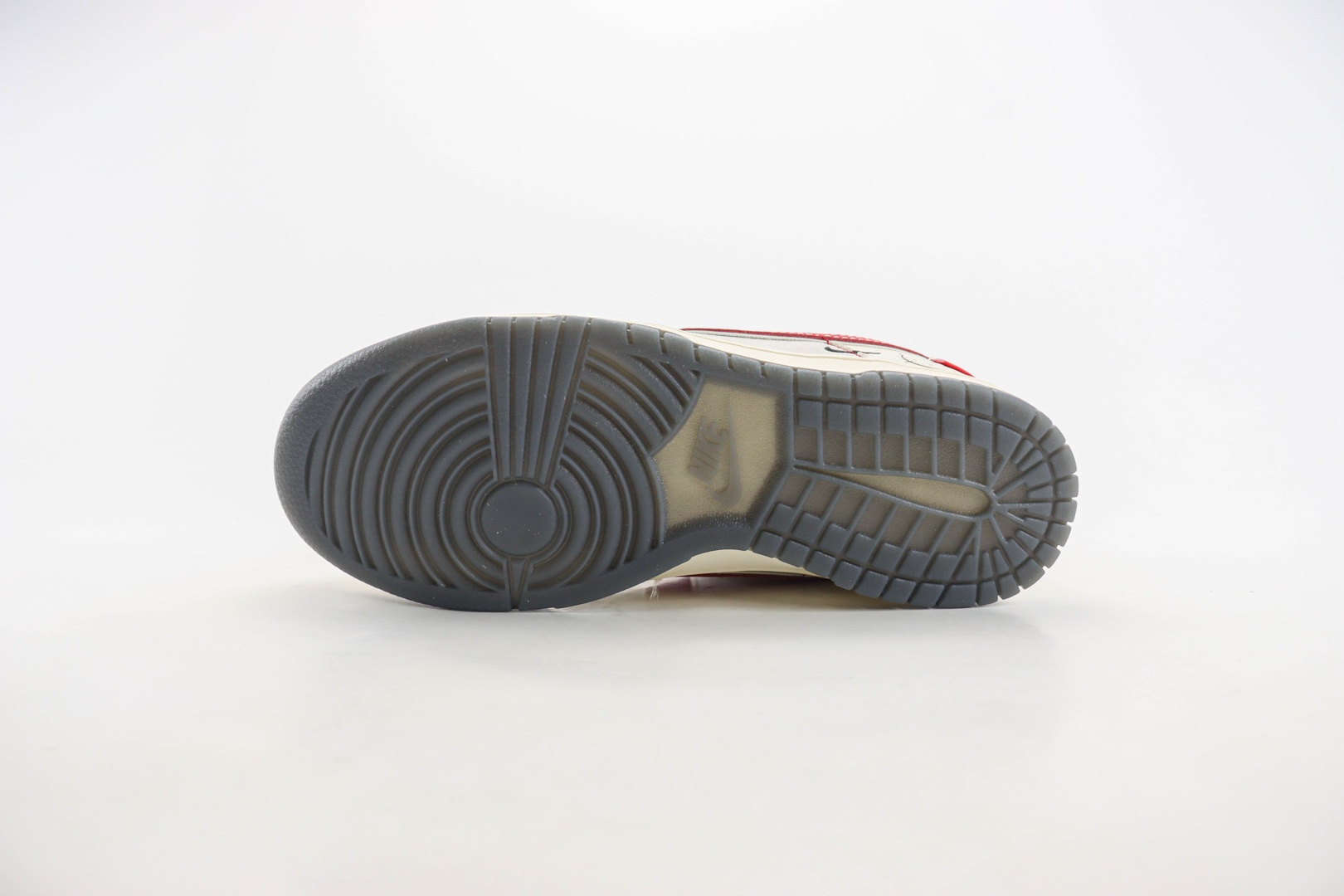 耐克Nike SB Dunk Low纯原版本低帮SB Dunk白灰Hello Kitty凯蒂猫滑板板鞋 莆田天花板Dunk 货号:XY1688-018