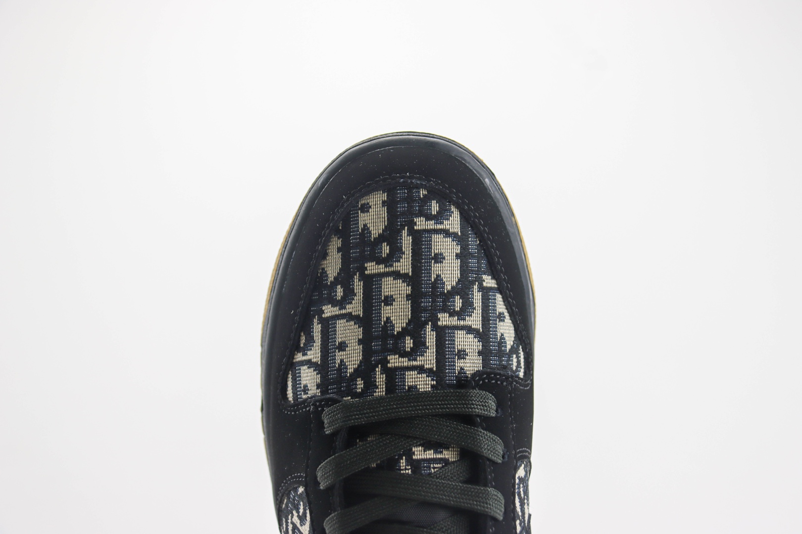 耐克Dior x Nike SB Dunk Low纯原版本低帮SB Dunk黑麂皮迪奥联名板鞋 莆田天花板Dunk 货号：KK1333-017