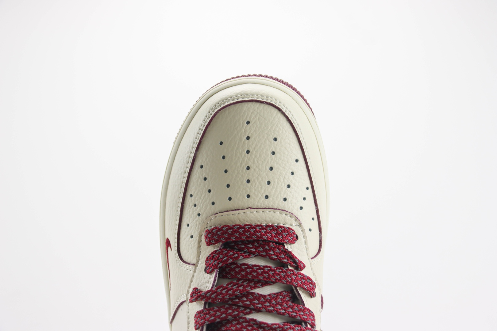 耐克Nike Air Force 1 Mid纯原版本空军一号AF1酒红珠光勾中帮板鞋 莆田天花板AF1 货号：SG2356-803
