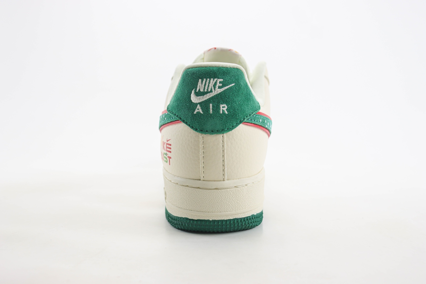 耐克Nike Air Force 1'07 Low“Christmas”纯原版本空军一号AF1圣诞节限定低帮休闲运动板鞋 莆田耐克工厂 货号:DF0188-034