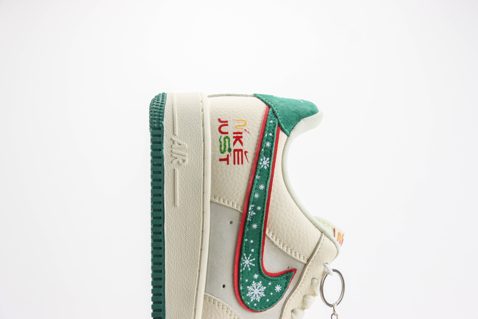 耐克Nike Air Force 1'07 Low“Christmas”纯原版本空军一号AF1圣诞节限定低帮休闲运动板鞋 莆田耐克工厂 货号:DF0188-034