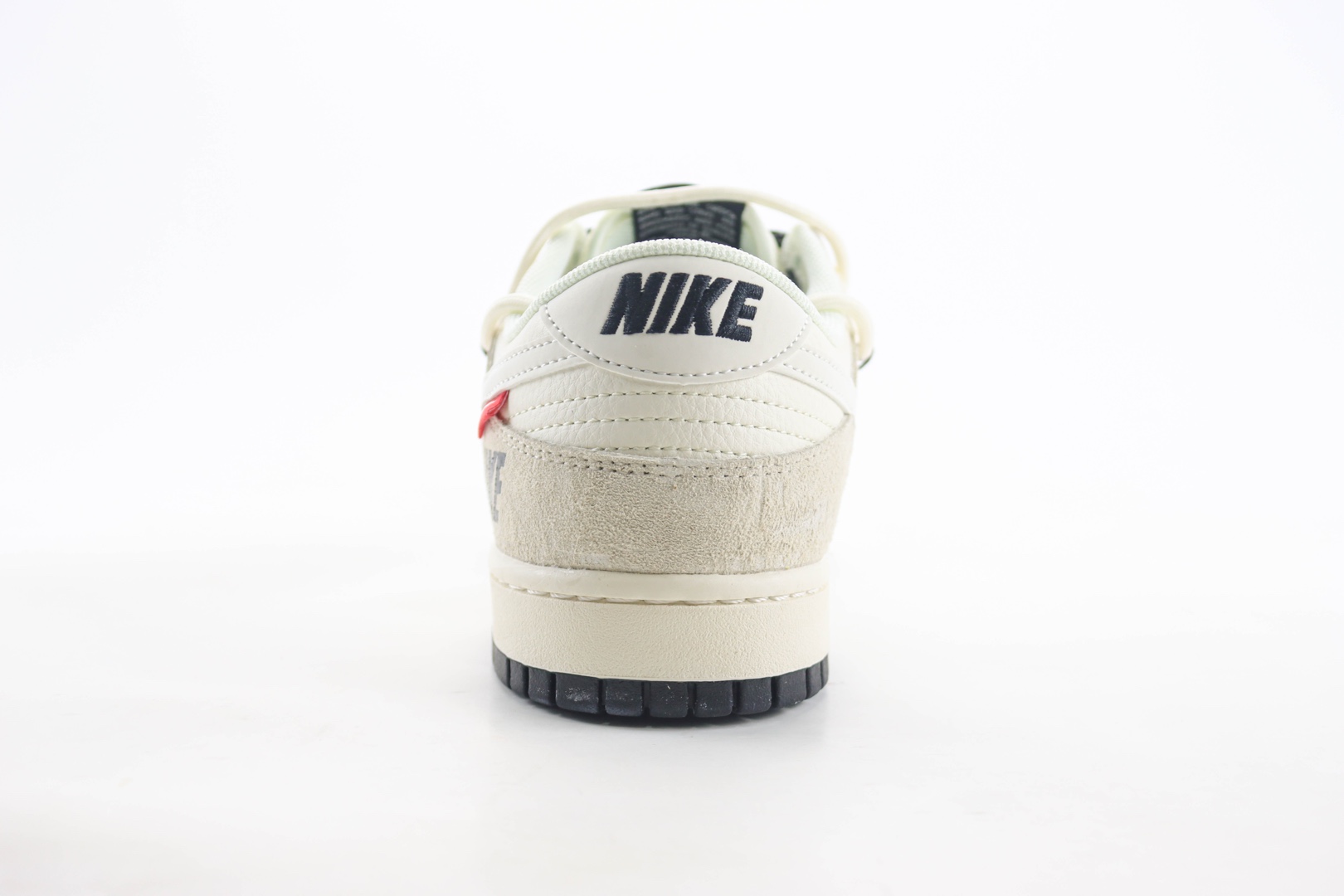 耐克Nike SB Dunk Low纯原版本低帮SB Dunk米灰抽绳绑带板鞋 莆田耐克代理 货号:XX3168-118